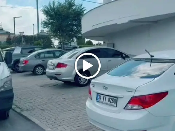 KUZEY OTOMOTİV MERCEDES ARNAVUTKÖY