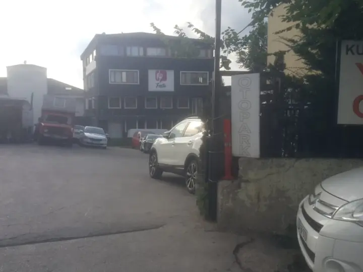 Kuzey Park Yediemin Otoparkı