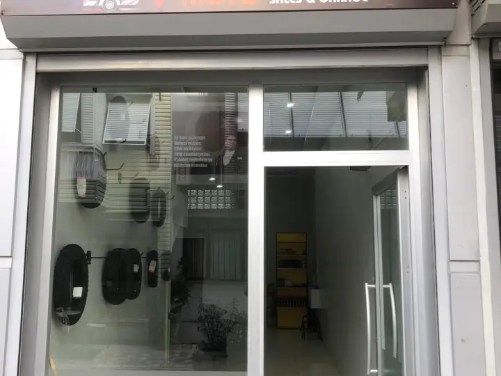 Las Moto Garage