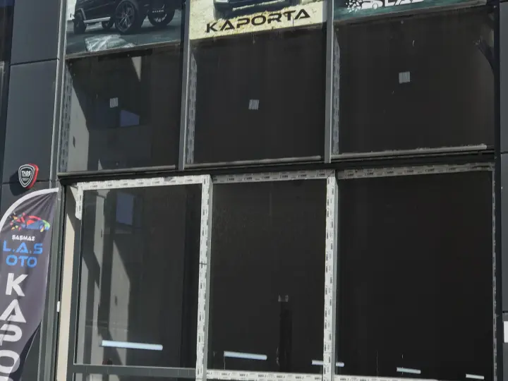 LAS OTO KAPORTA BOYA