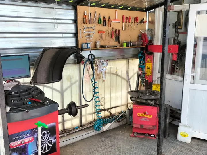 Lastik Durağı YSF Auto Lastik