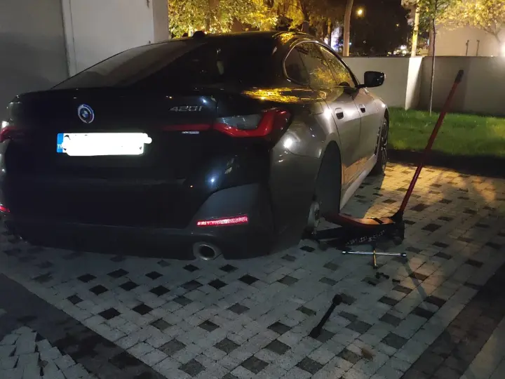 Lastik Yol Yardım 7/24 Mobil lastikci