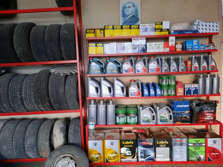 Lastikçi Arap