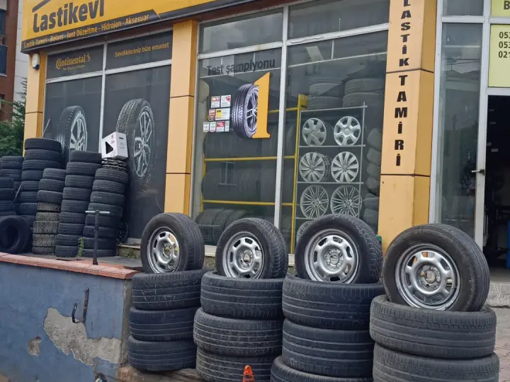 LASTİKÇİ EN YAKIN