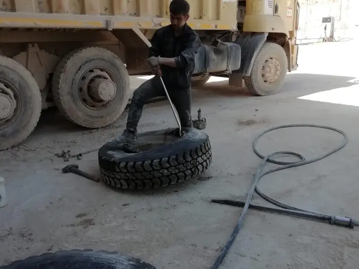 LASTİKÇİ HÜSEYİN