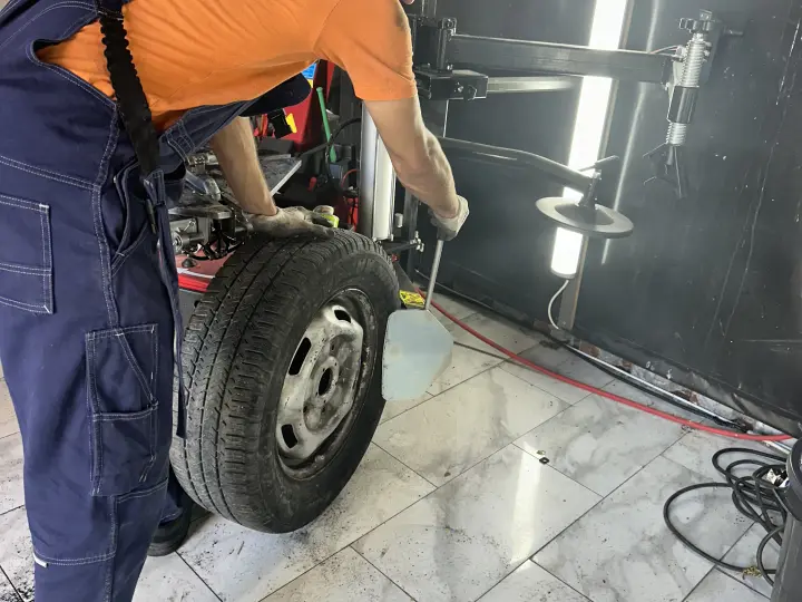 Mack Motors Oto Lastik ve Oto Yıkama