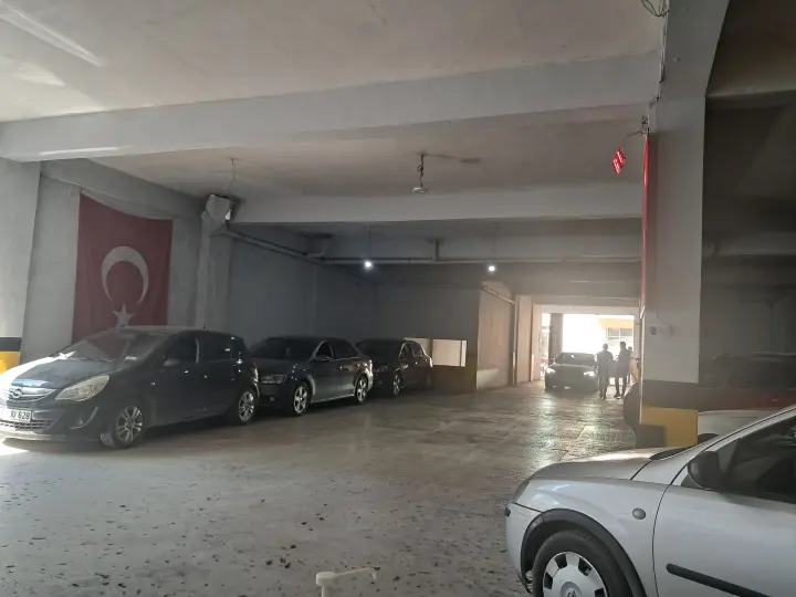 Manolya Kapalı Otopark