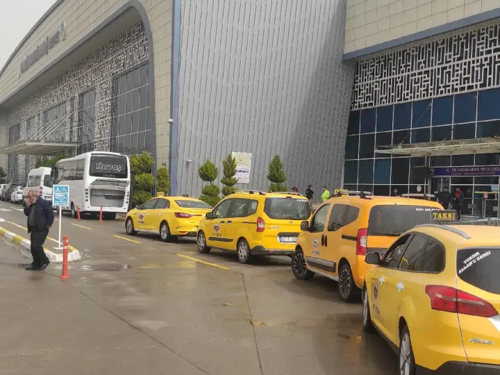 MARDİN HAVALİMANI TAKSİ DURAĞI