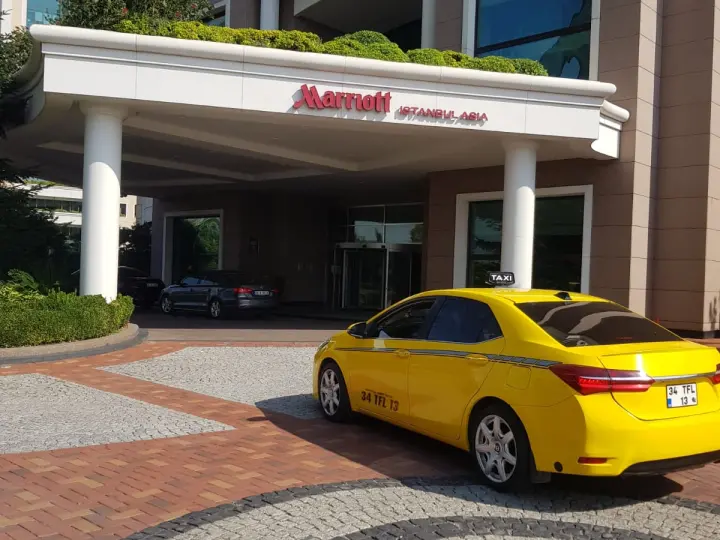 Marriott Taksi Durağı