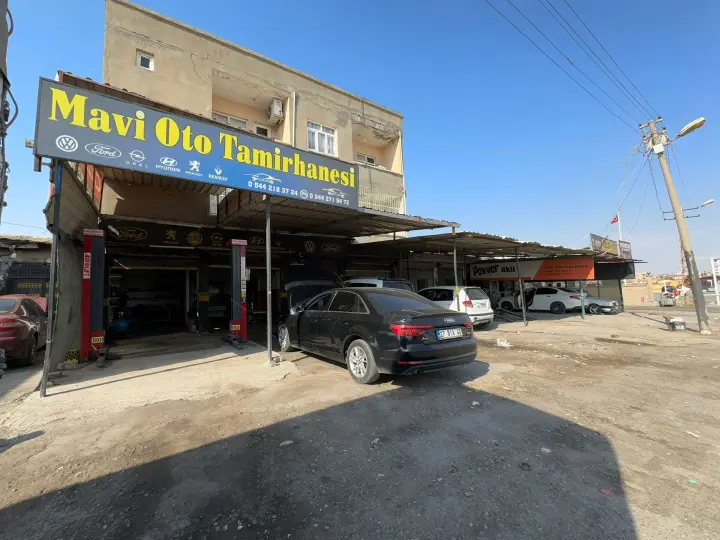 Mavi oto silopi