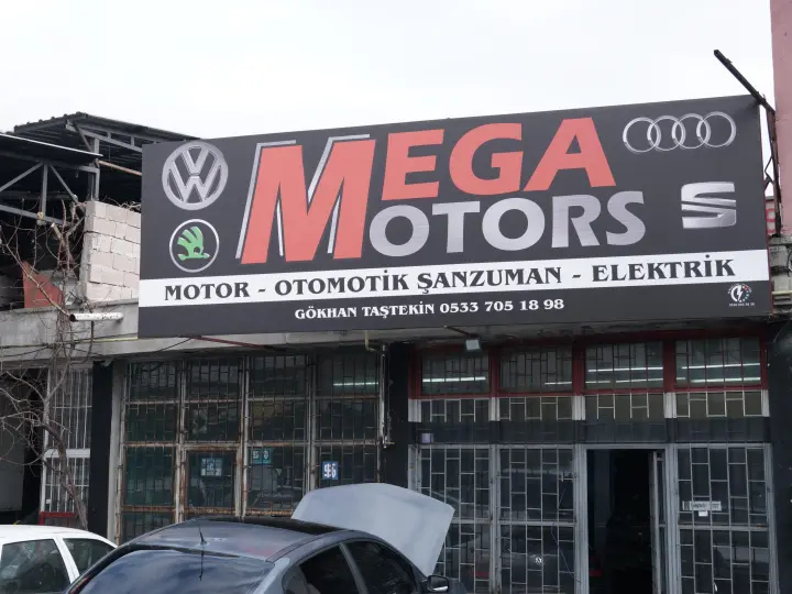 Mega Motors