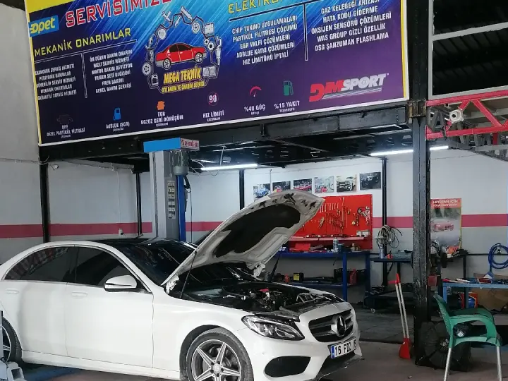 Mega Teknik Oto Bakım Servisi