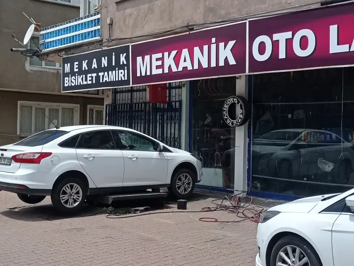 Mekanik oto lastik