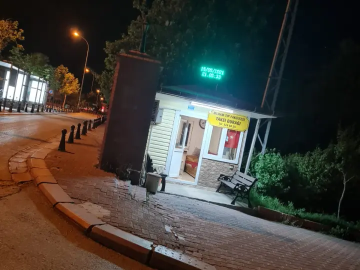 Meram tıp taksi durağı yeni bina