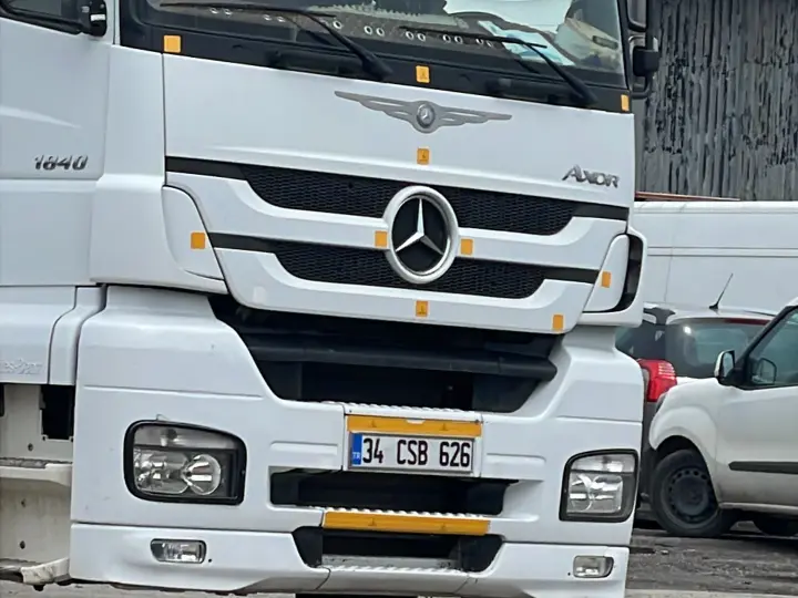 Mercedes Benz Kamyon & Tır yol yardım