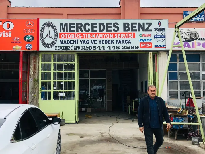 mercedesci apo usta