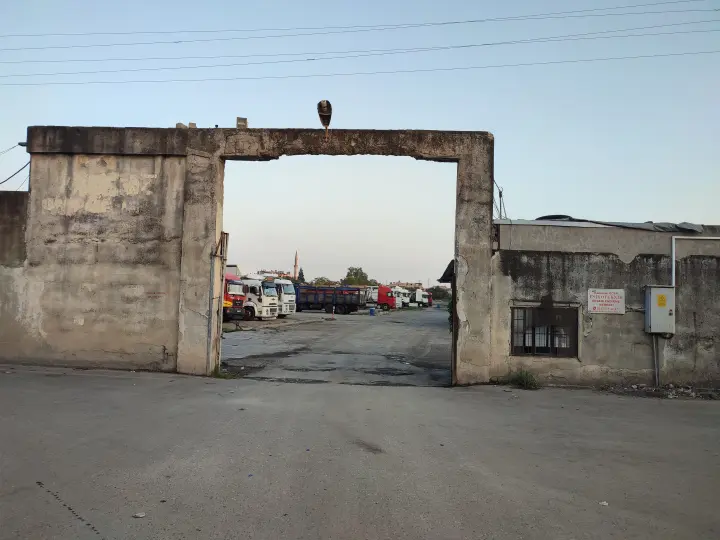 Mersin Vaizoğlu Tır Garajı