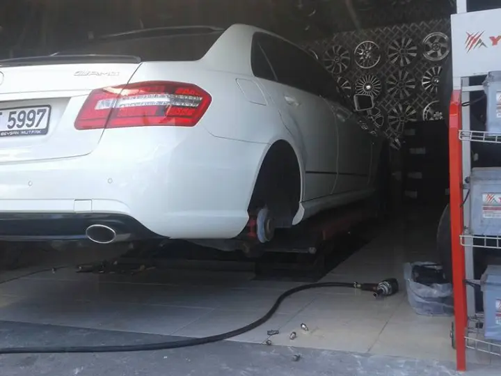 Mertcan Oto Lastik