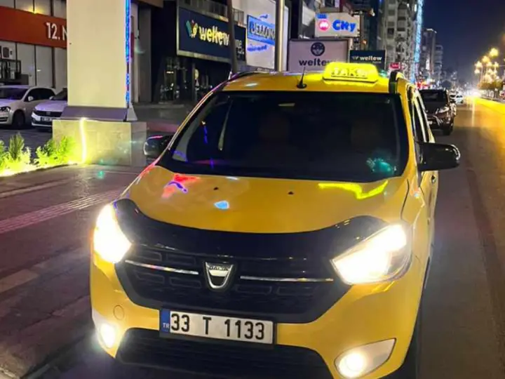 Mezitli Yağmur taksi 2 33T0499