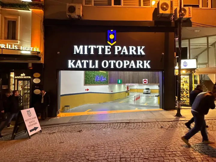 Mitte Park Katlı Otopark