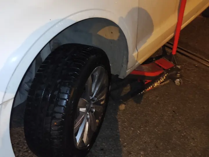 Mobil Lastikçi Lastik Yol Yardım