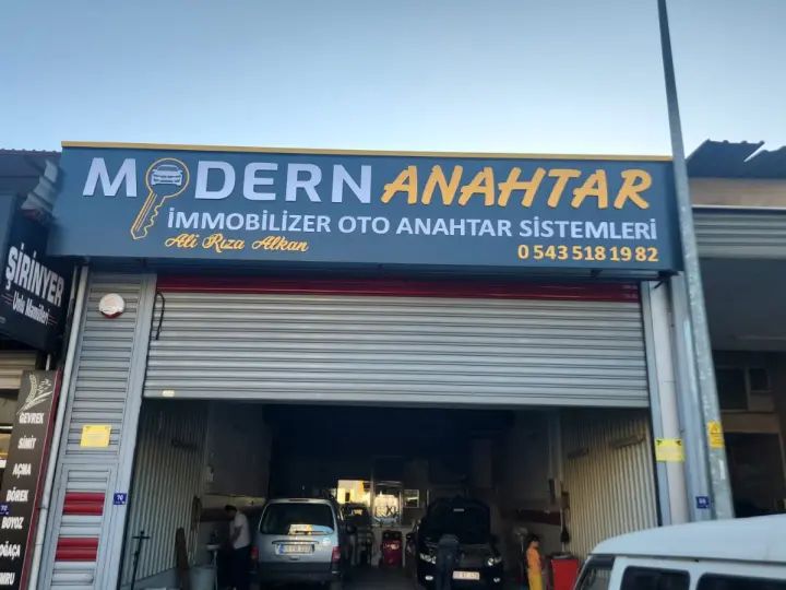 Modern Anahtar