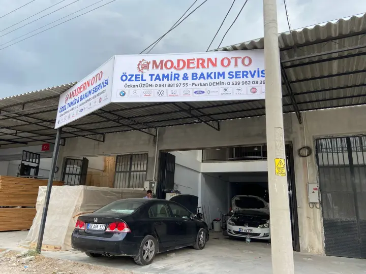 Modern oto tamir bakım servisi