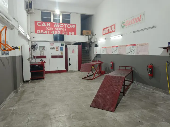 Mondial Motorcu Cüneyt