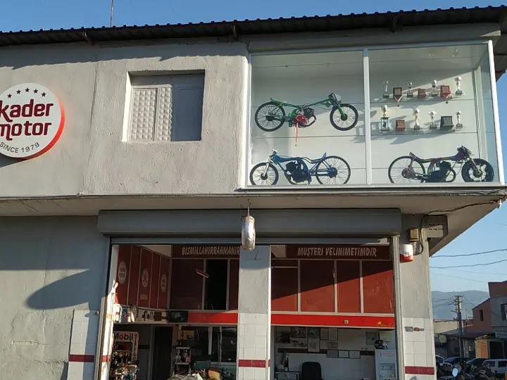Moto cabar