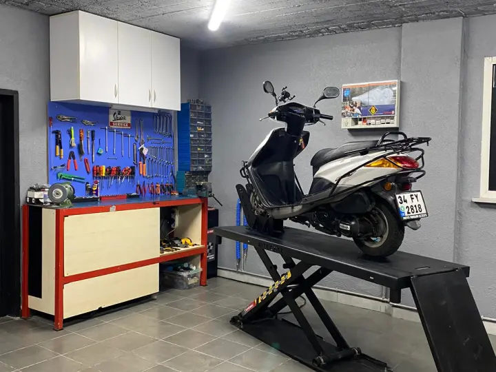 Moto Garage
