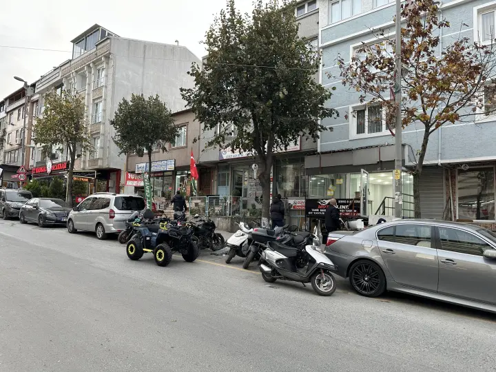 Moto Line - By Yavuz Usta