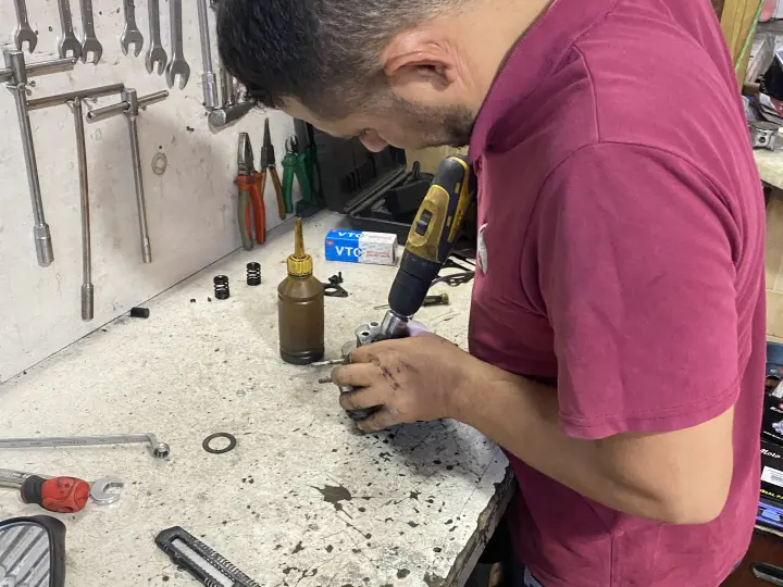 Motorena Motor - Adem Keçe