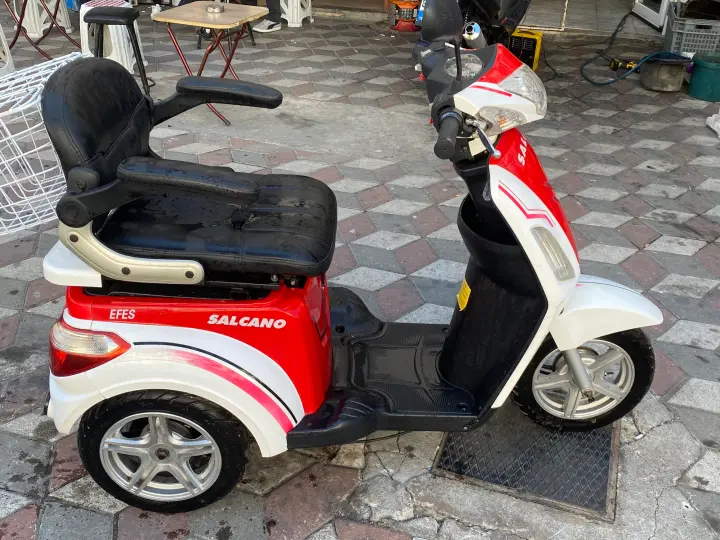 Motorrcu Emin Usta