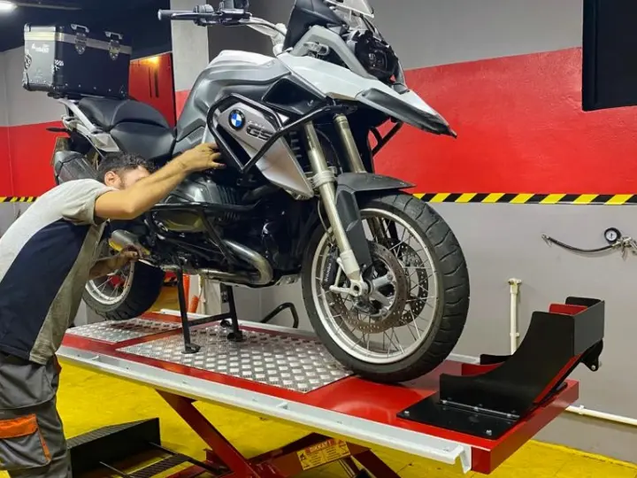 Motosiklet Lastik Tamir ve Değişim | Anlas - Michelin -Pirelli - Mitas Motor Lastikleri