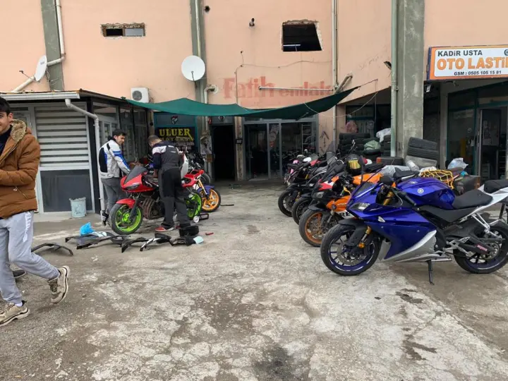 motosiklet tamircisi apo usta