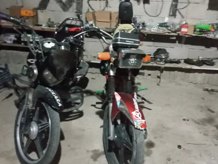 Motosiklet tamirici