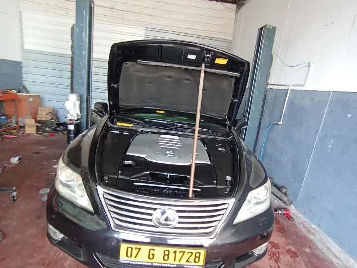 M&R Oto Tamirhanesi
