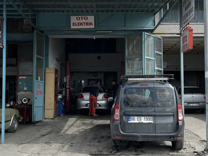 Mumcular Oto Tamir Bakım ve Elektrik Servisi