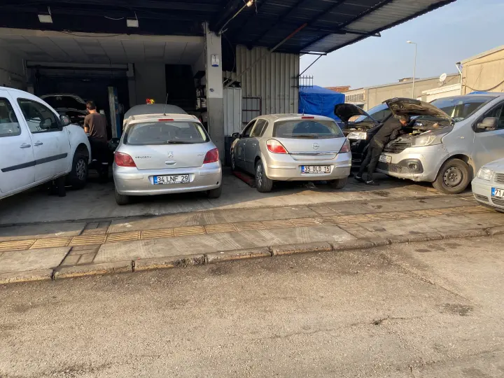 Murat Usta Oto Tamir ( Akın Oto )