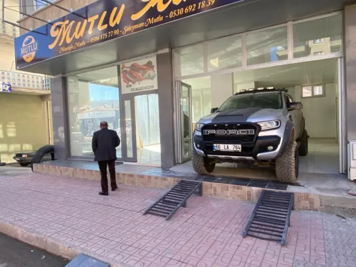 Mutlu Auto Oto Galeri