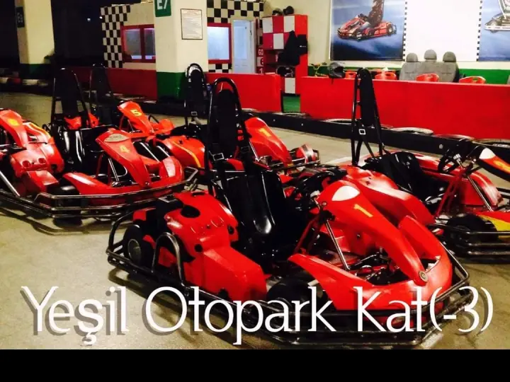 Nata Vega Avm Otoparkı