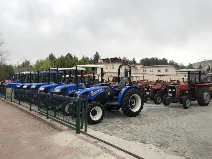 New Holland Öztrak
