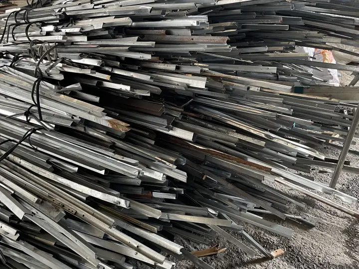 Olcay Metal