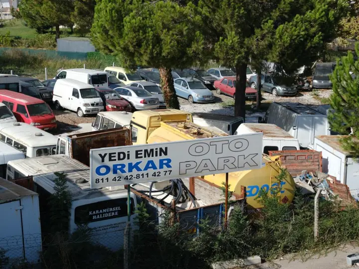 Orkar Yediemin Otopark