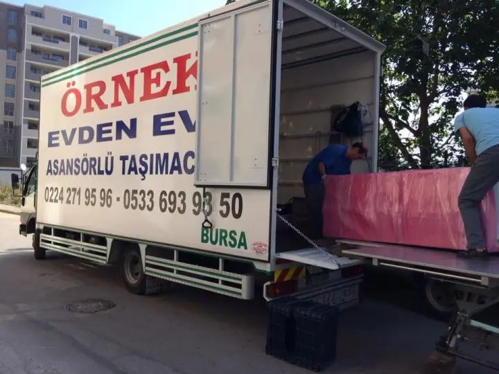 Örnek Evden Eve Asansörlü Taşımacılık