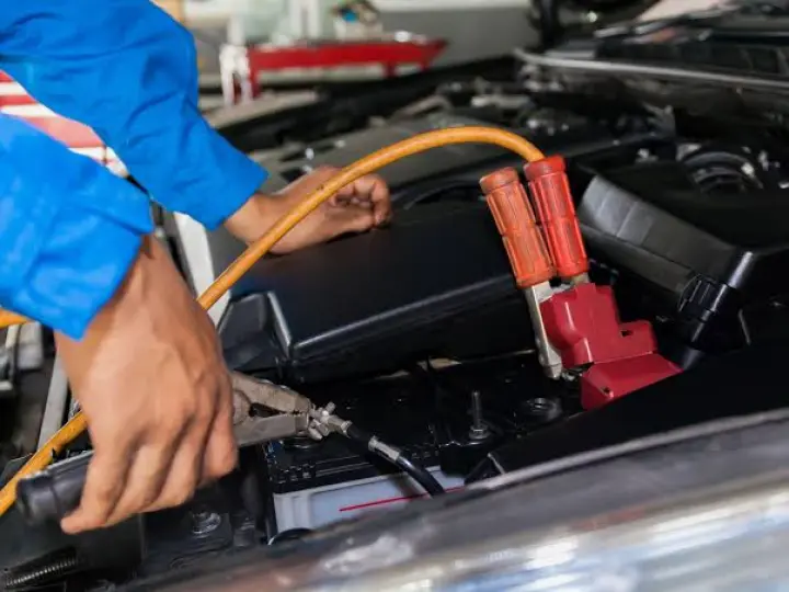 OTO ELEKTRİK 7/24 AKÜ TAKVİYE YOL YARDIM