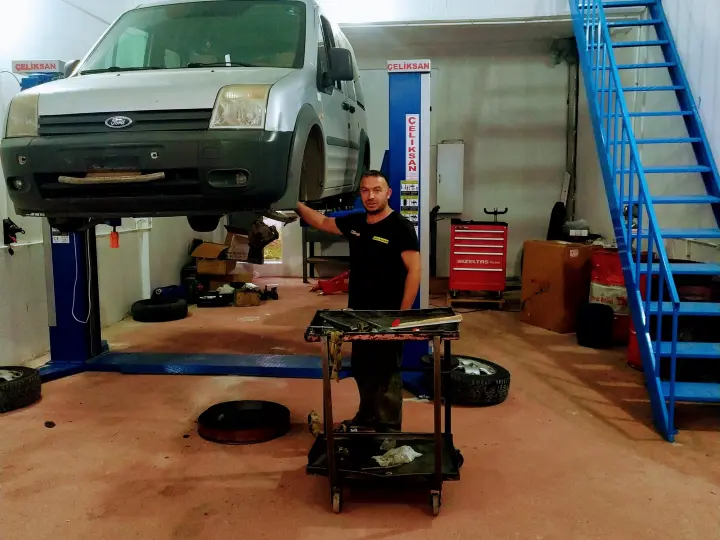 OTO FORMEN. Ford, Volvo, Citroen, Peugeot. Özel bakım servisi.
