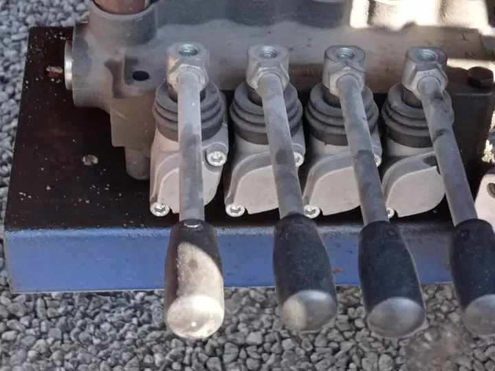 Oto tamir elektrik bakım yol yardımı