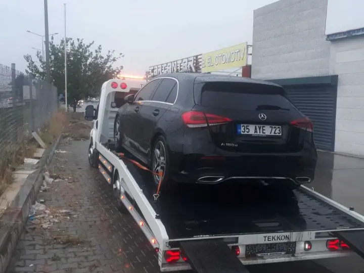 otoplus İzmir Araba Alım ve Satım Merkezi