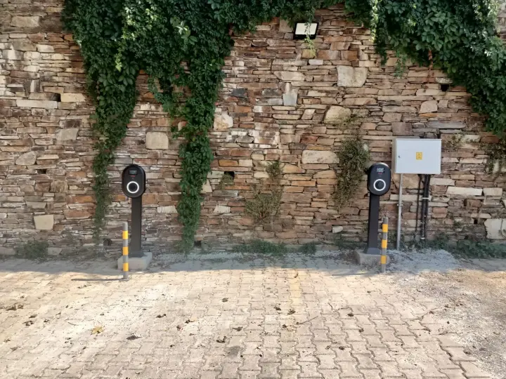 Otowatt Elektrik Araç Şarj İstasyonu